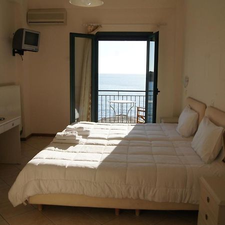 Gorgones, Sea-Front, Great View Kardamyli Exterior foto