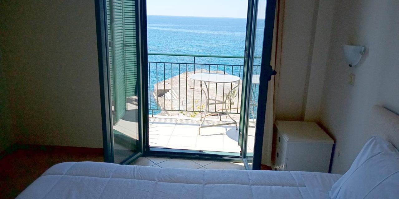 Gorgones, Sea-Front, Great View Kardamyli Exterior foto